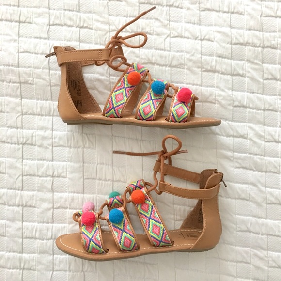 girls pom pom sandals